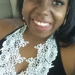 Meet your Posher, Tabitha